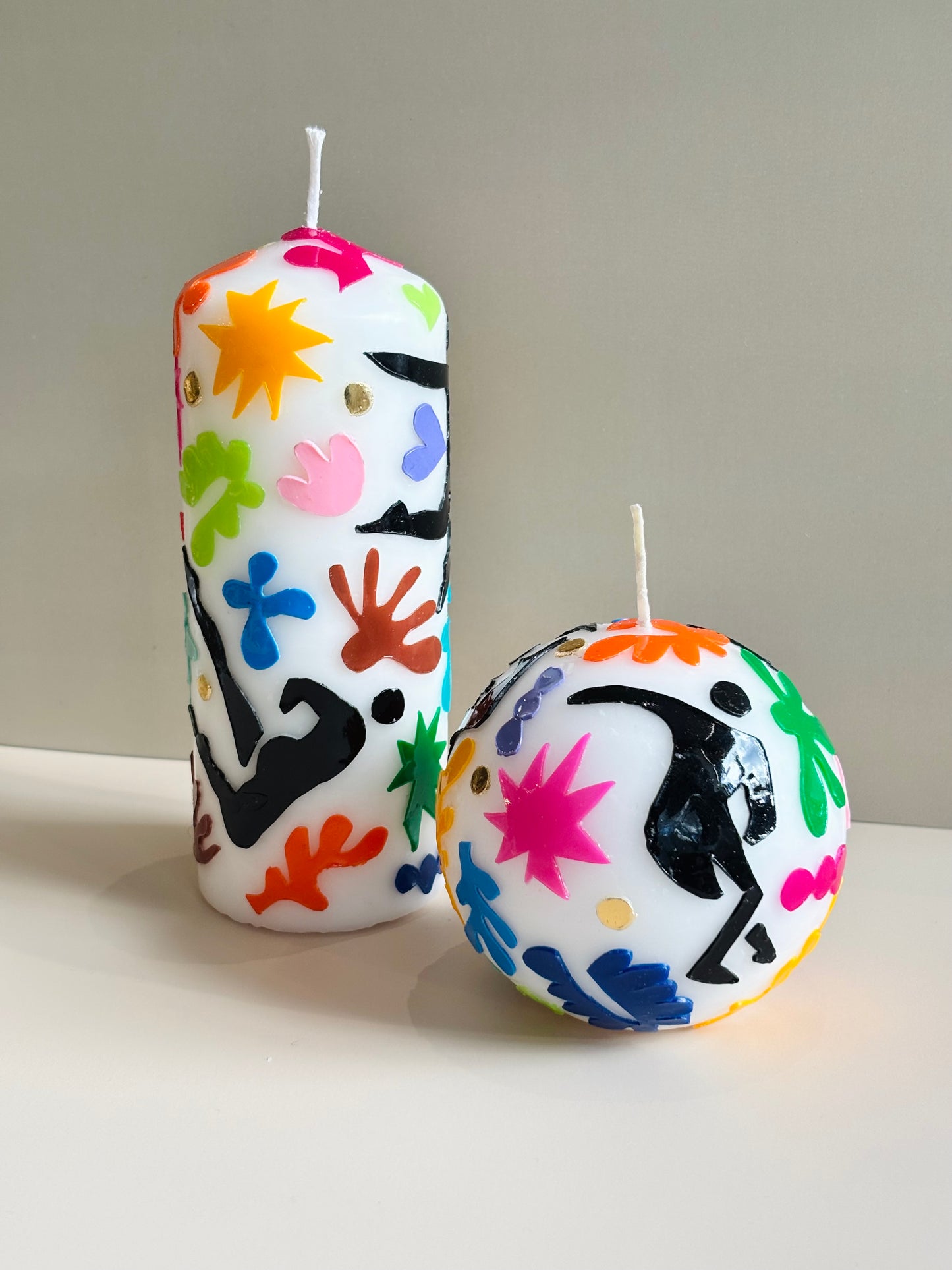 Tropical Splash & Dive Candle Gift Set – Hand-Decorated Ball and Pillar Candles (Set of 2)