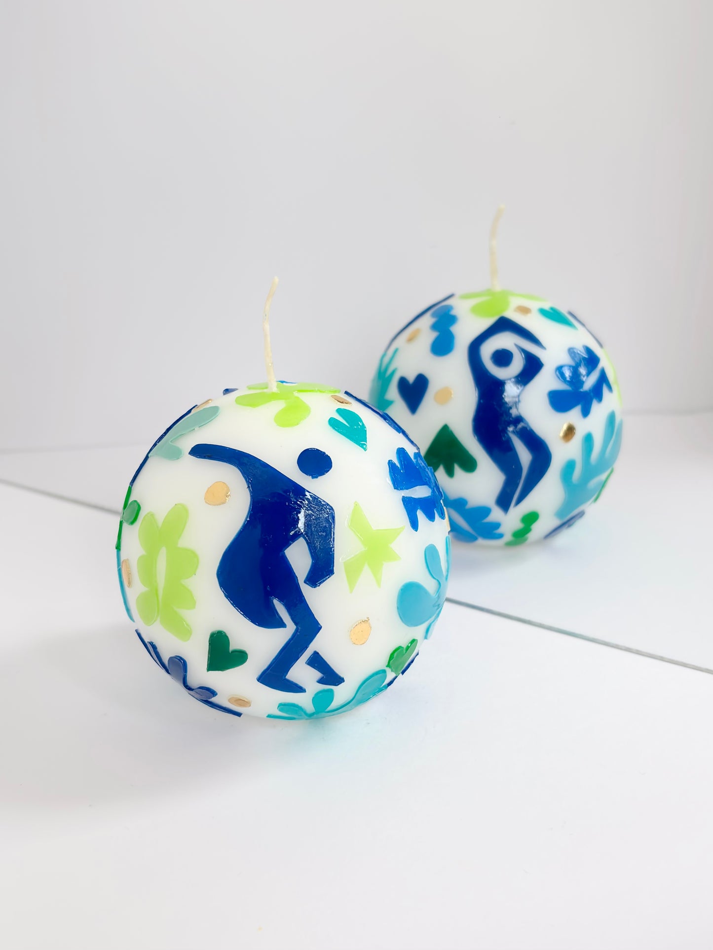 Tropical Coast Ball Candle – Blue