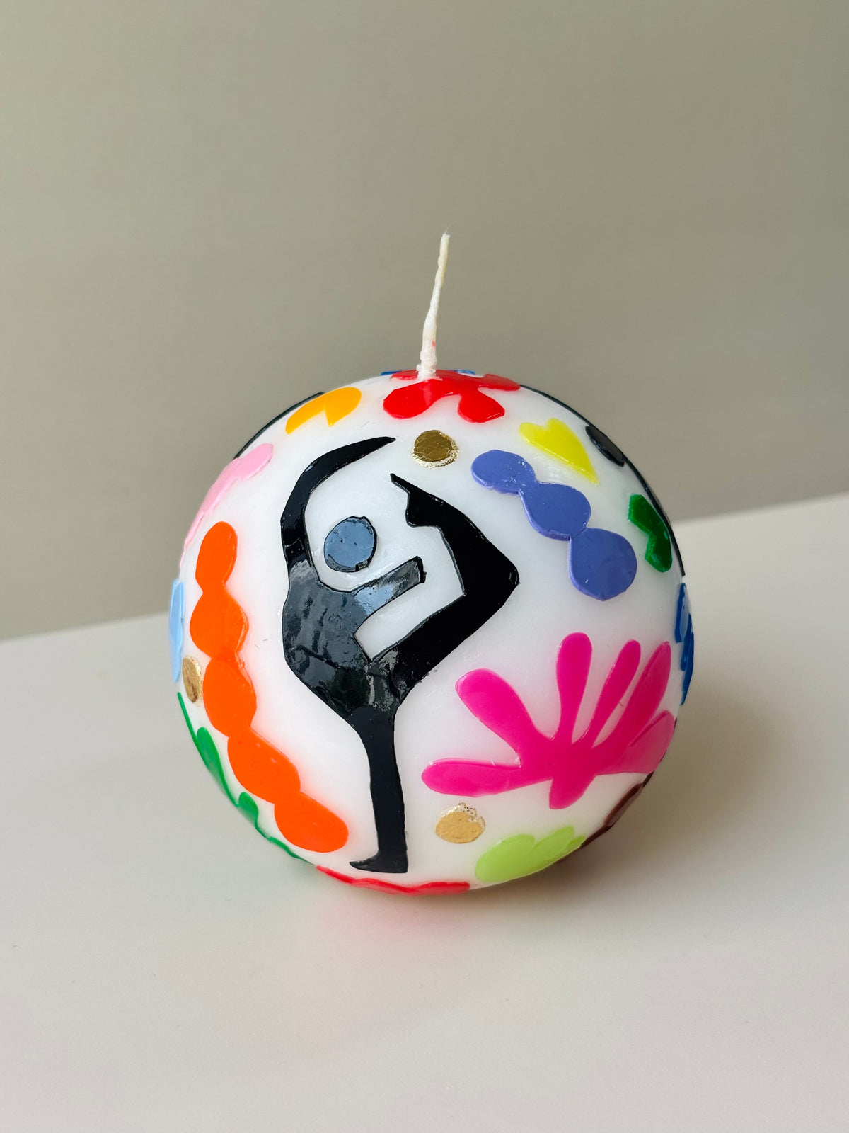 Tropical Splash Ball Candle – Rainbow