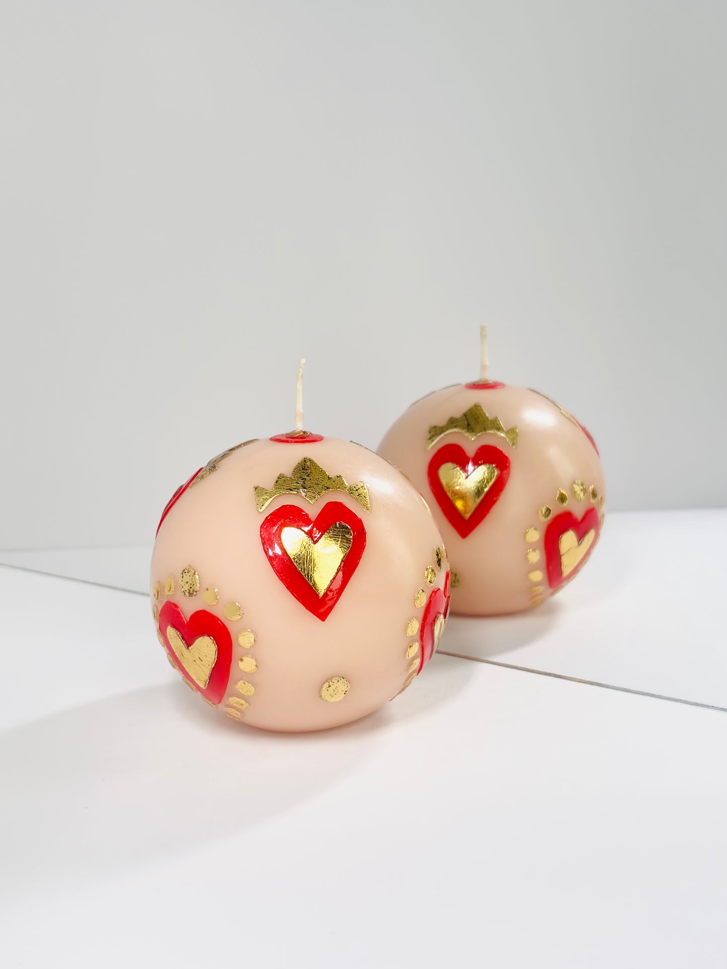 Crown Hearts Ball Candle - Blush Pink