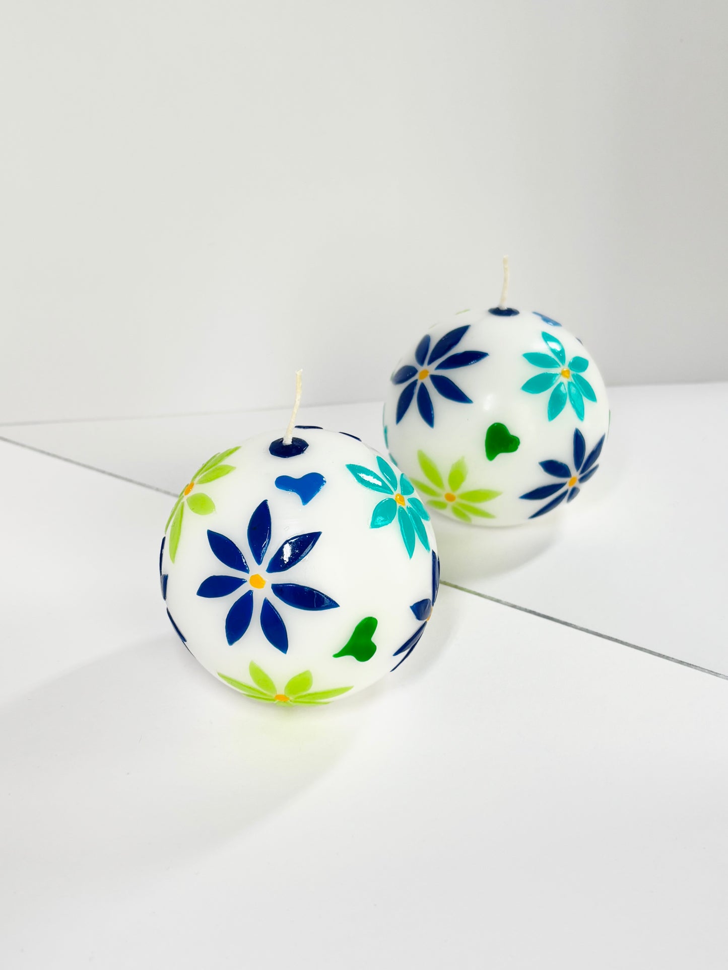 Meadow Ball Candle – Blue