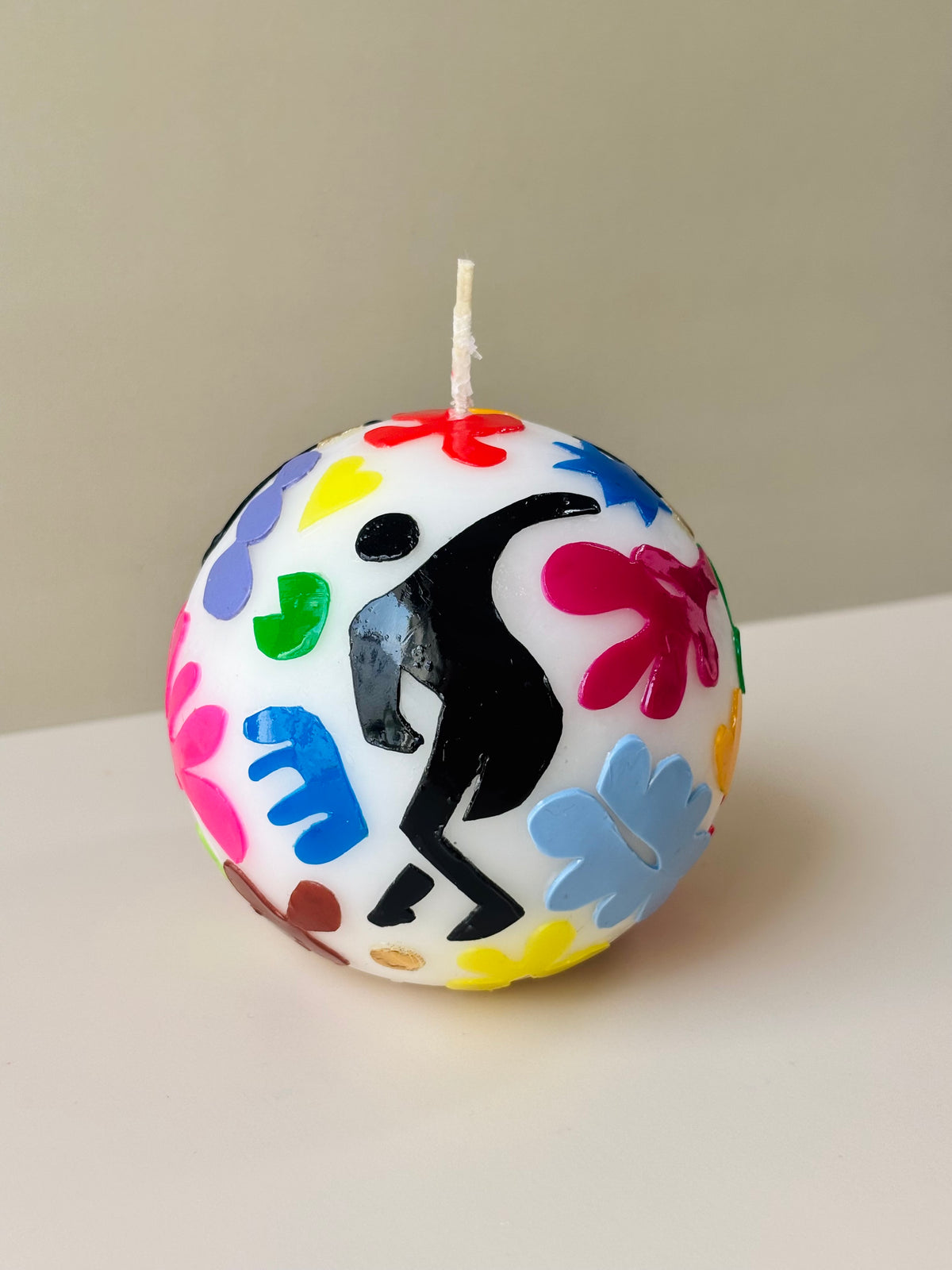 Tropical Splash Ball Candle – Rainbow