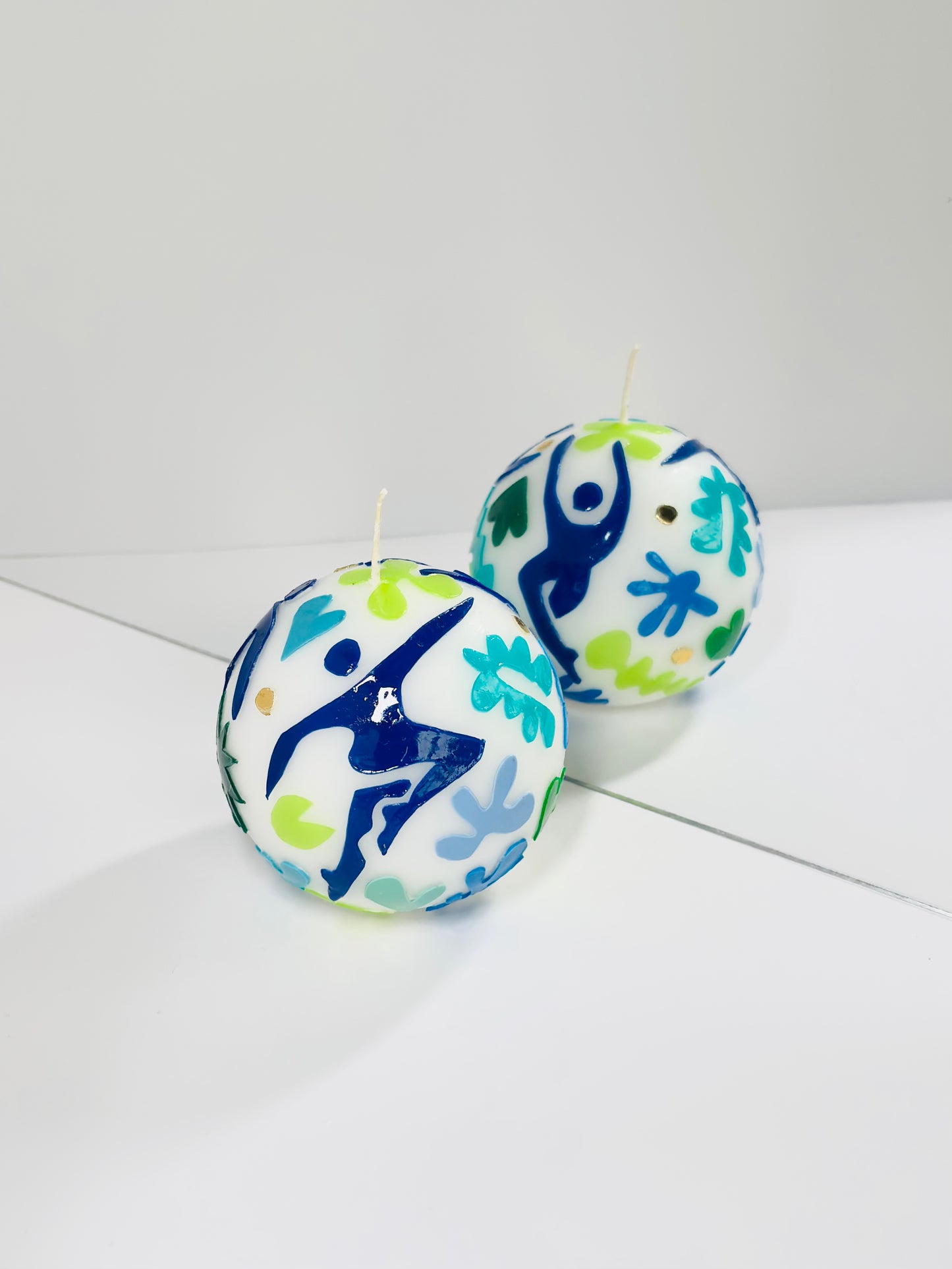 Tropical Ocean Ball Candle – Blue