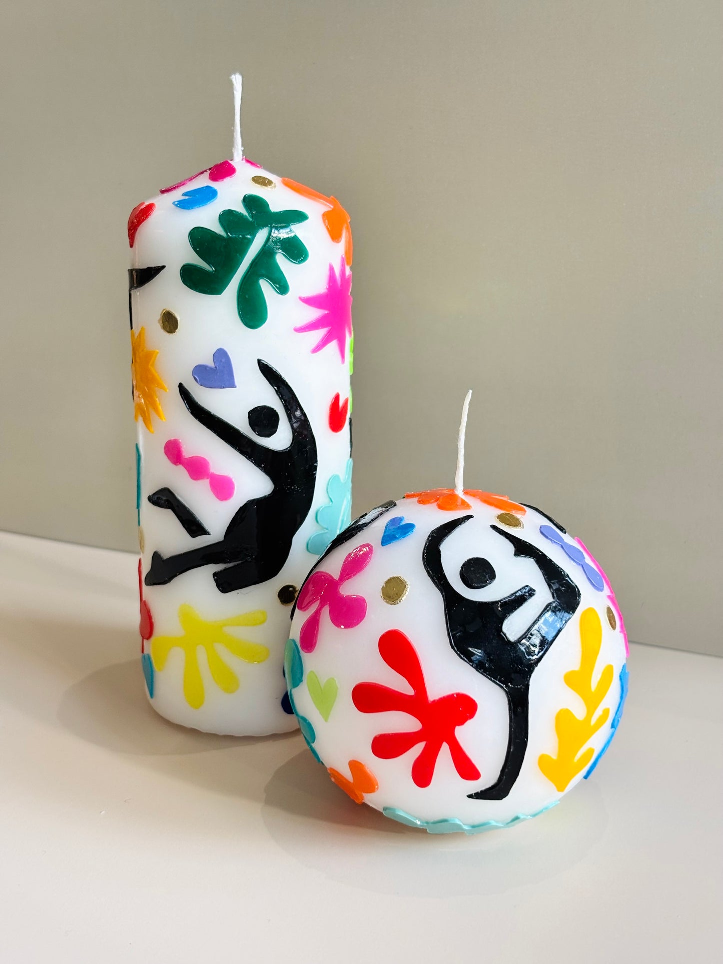 Tropical Splash & Dive Candle Gift Set – Hand-Decorated Ball and Pillar Candles (Set of 2)