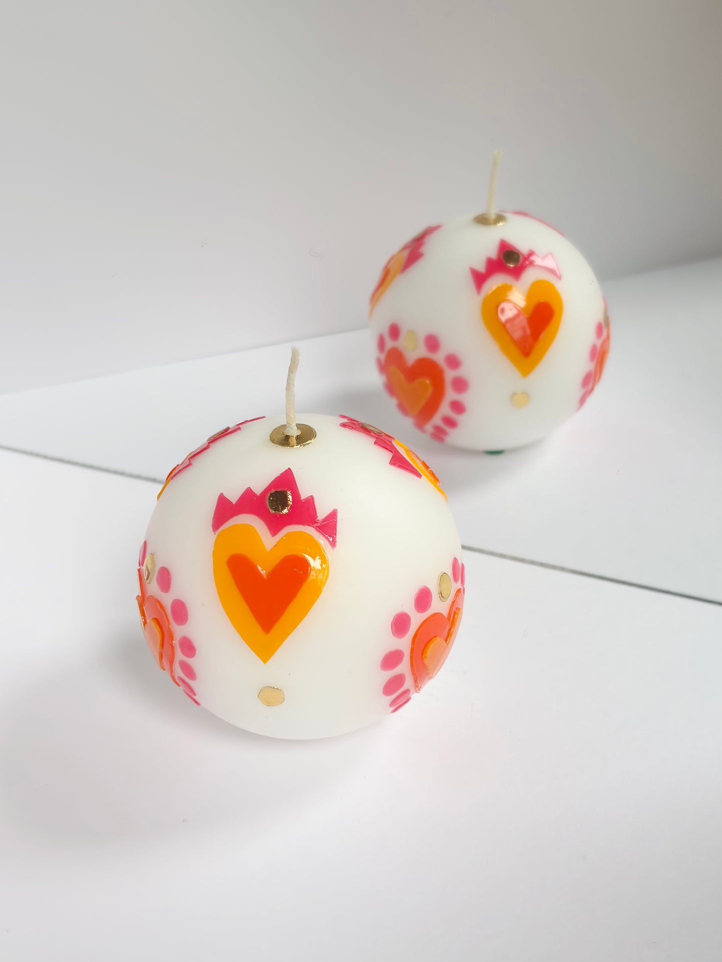 Flame Hearts Ball Candle - Pink and Orange