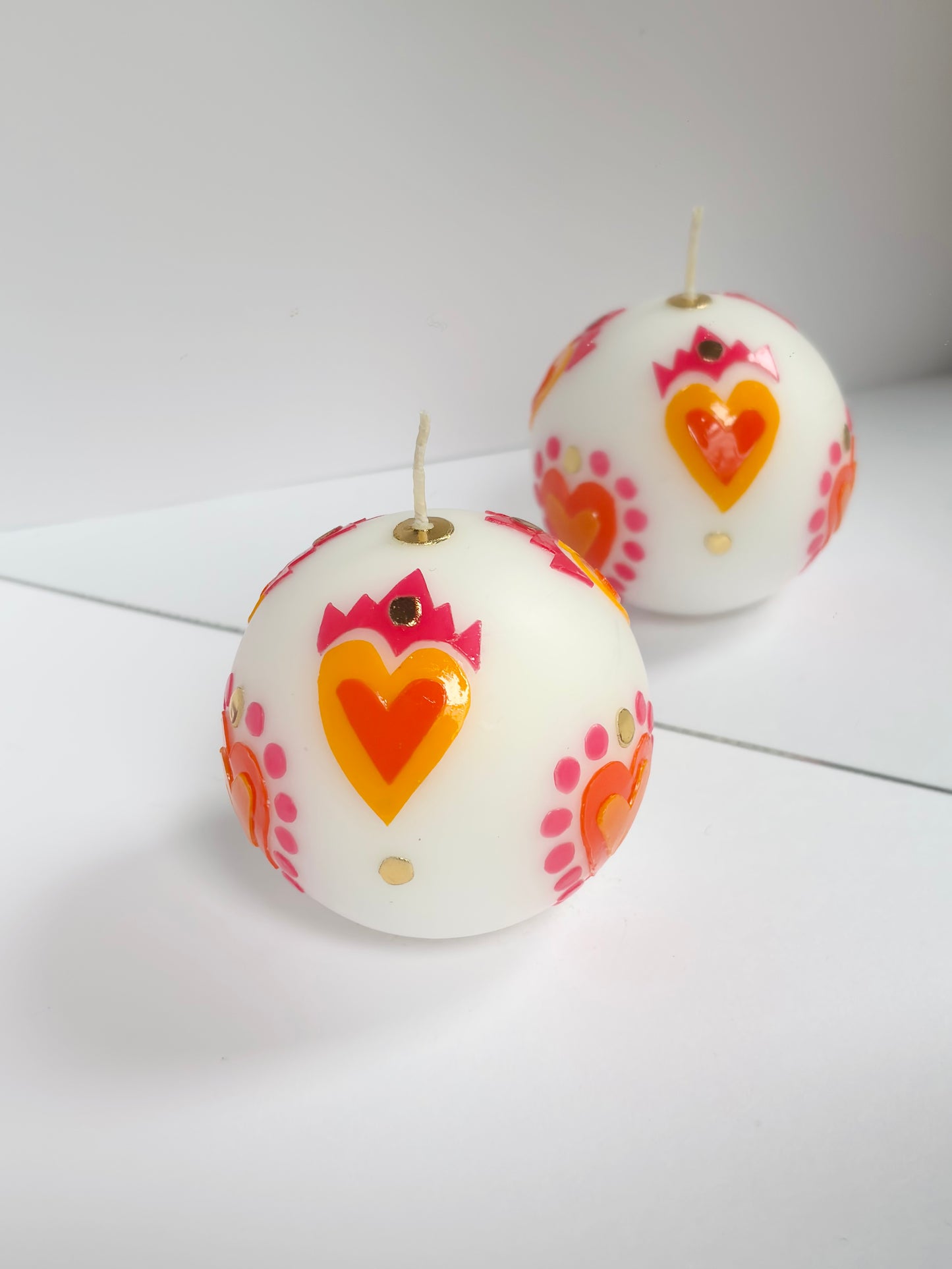 Flame Hearts Ball Candle - Pink and Orange
